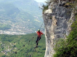 Pont Tibetain de la Via Ferrata.jpg